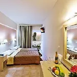 Hotel Ambassador 2*